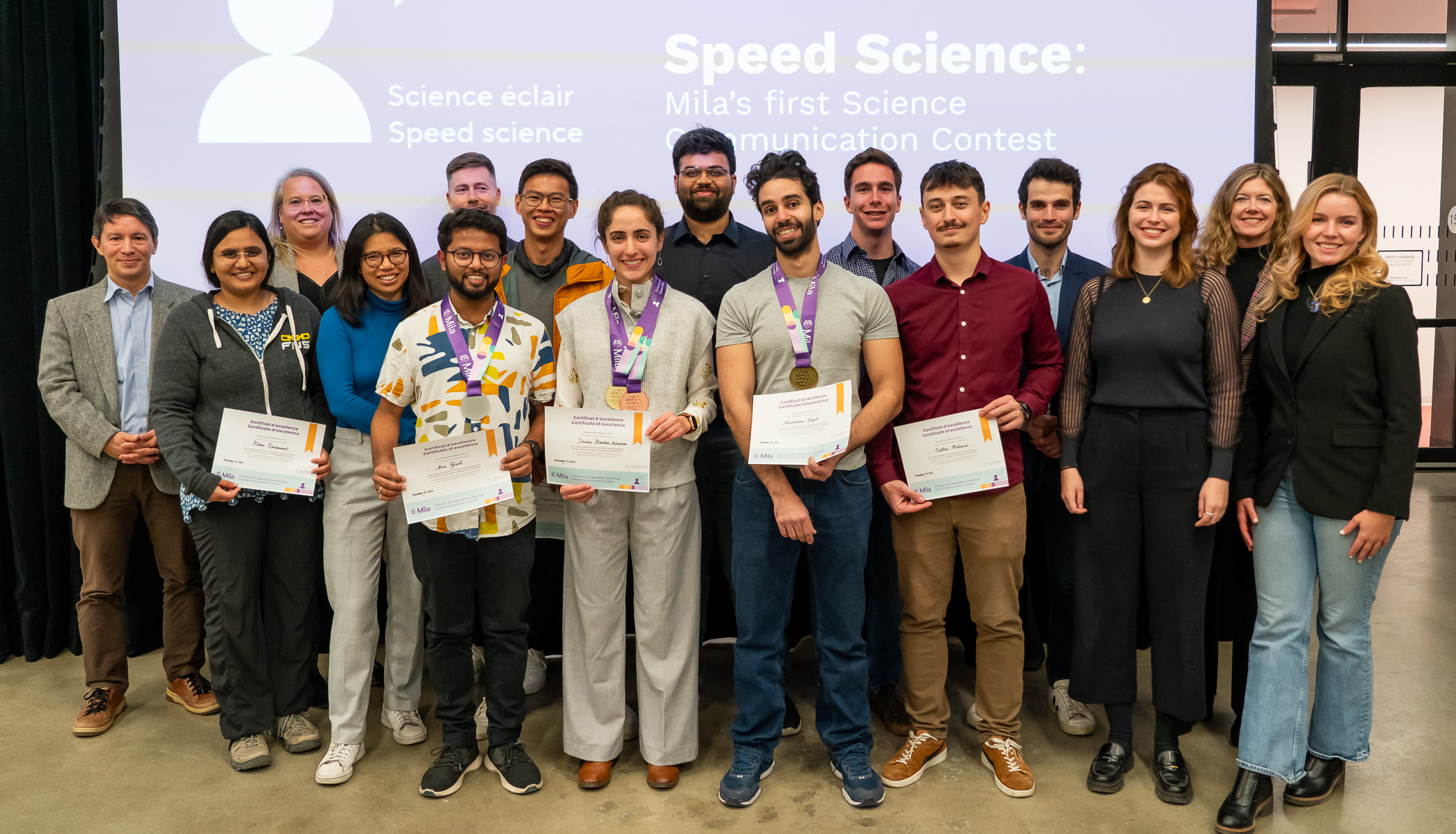 Photo de groupe du jury, des participants et du comité d'organisation Speed Science.