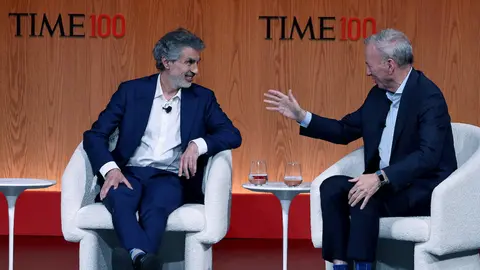 Yoshua Bengio en conversation avec Eric Schmidt lors du sommet 2024 TIME100.