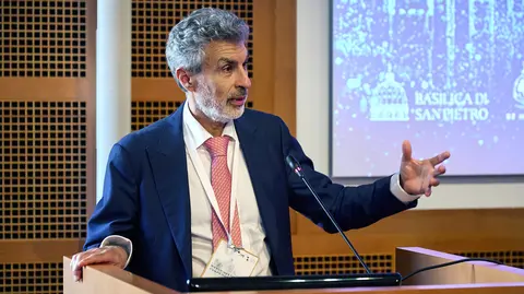 Yoshua Bengio giving a speech at the Vatican. 