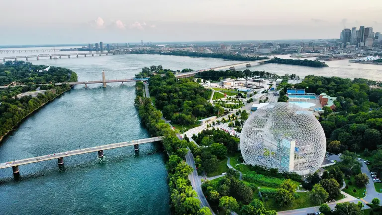 vue aérienne de l'ile ste-hélène, Montreal