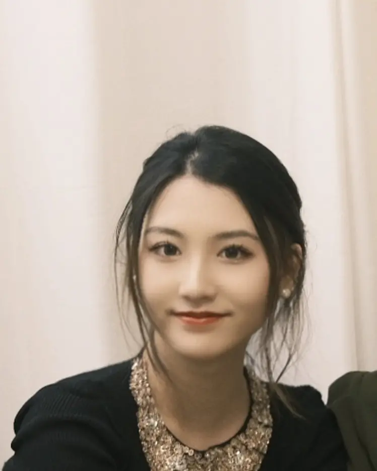 Portrait of Melody Li