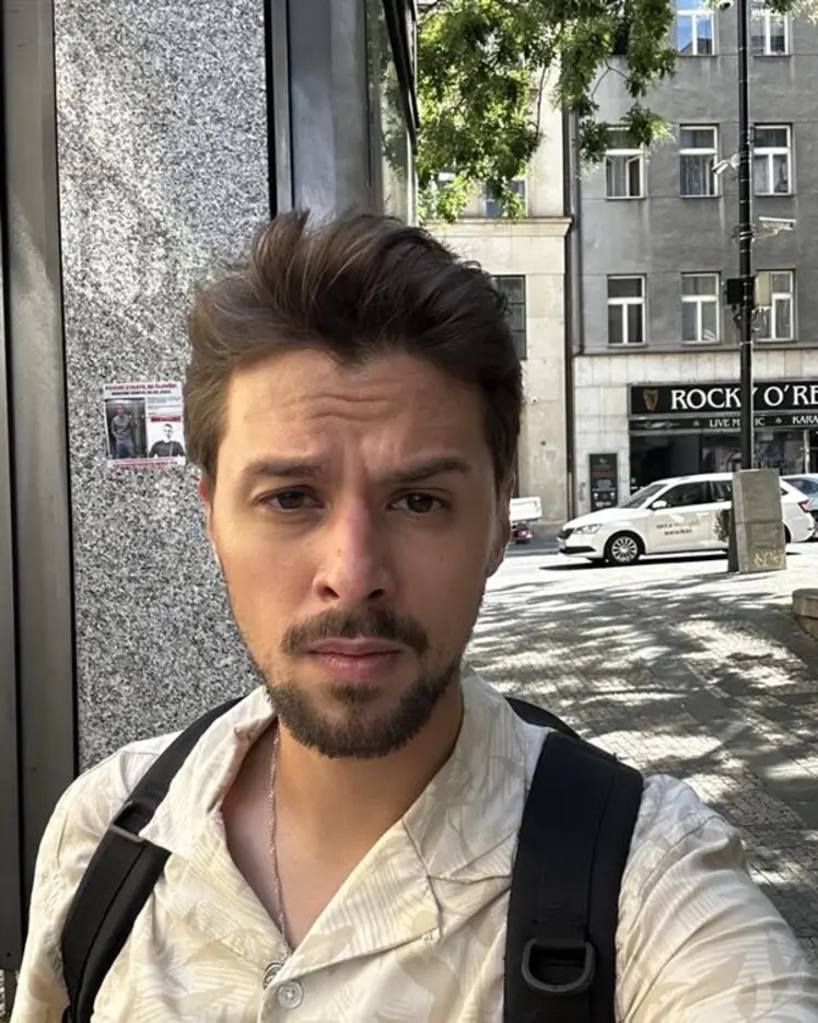 Portrait de Robert Li