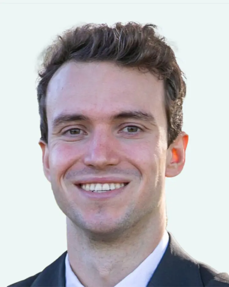 Portrait of Julien Horwood