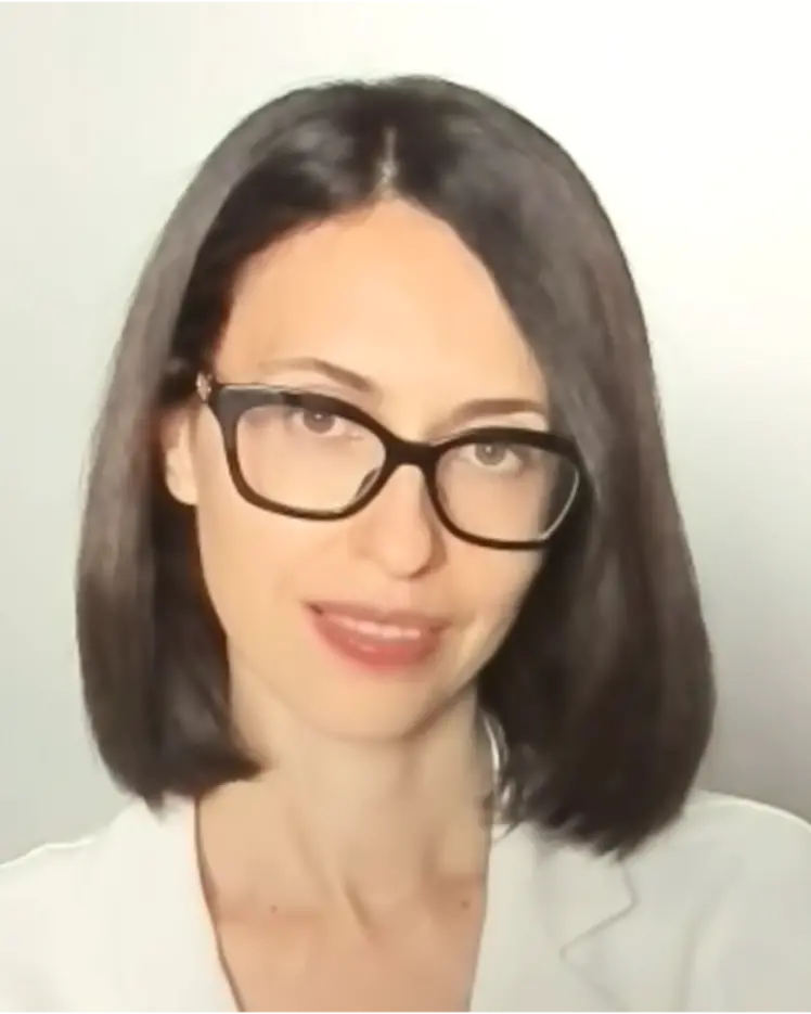 Portrait of Melissa Ouellet