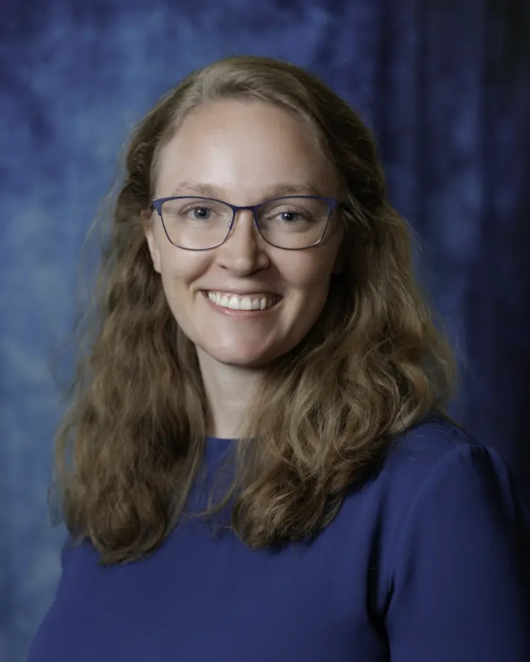Portrait of Erinn Grigsby