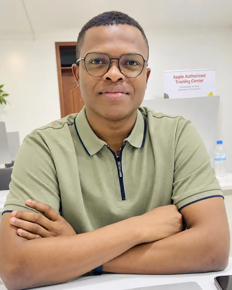 Portrait de Christophe D. Hounwanou