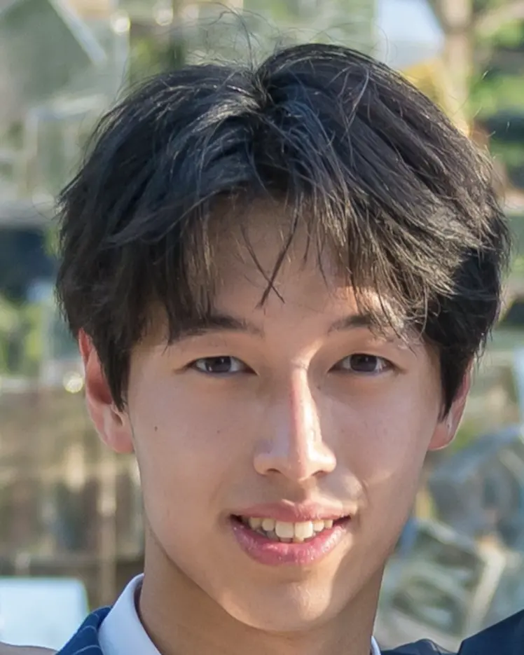 Portrait of Zhuoxuan Du