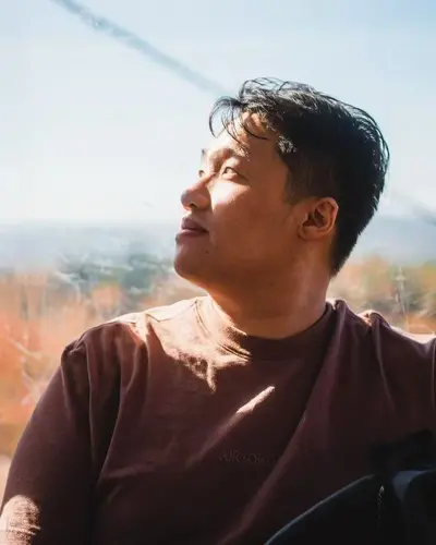 Portrait of Liheng Ma