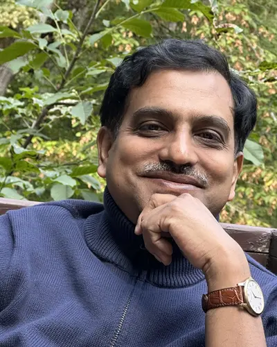 Portrait de Abhik Roychoudhury Roychoudhury