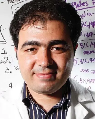 Portrait de Majid Mohajerani