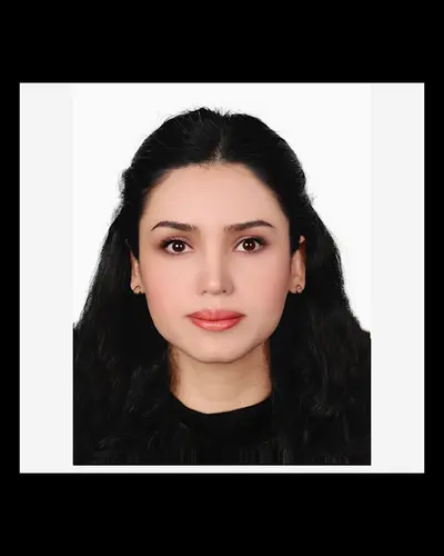 Portrait of Niloofar Gholipour