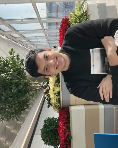 Portrait of Sadman Pinon