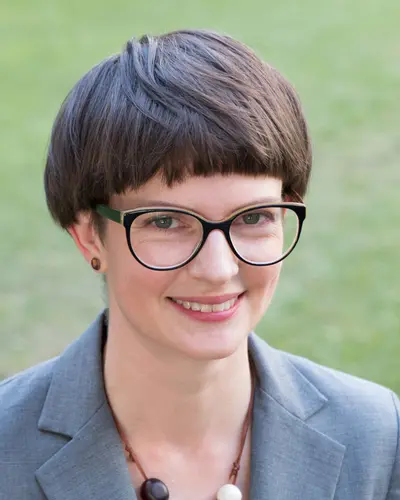Portrait of Jen Raso