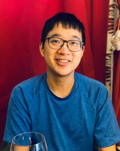 Portrait of Tianwei Ni