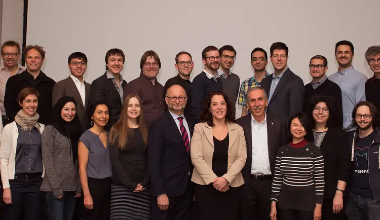 Picture of 14 mila researchers at CIFAR