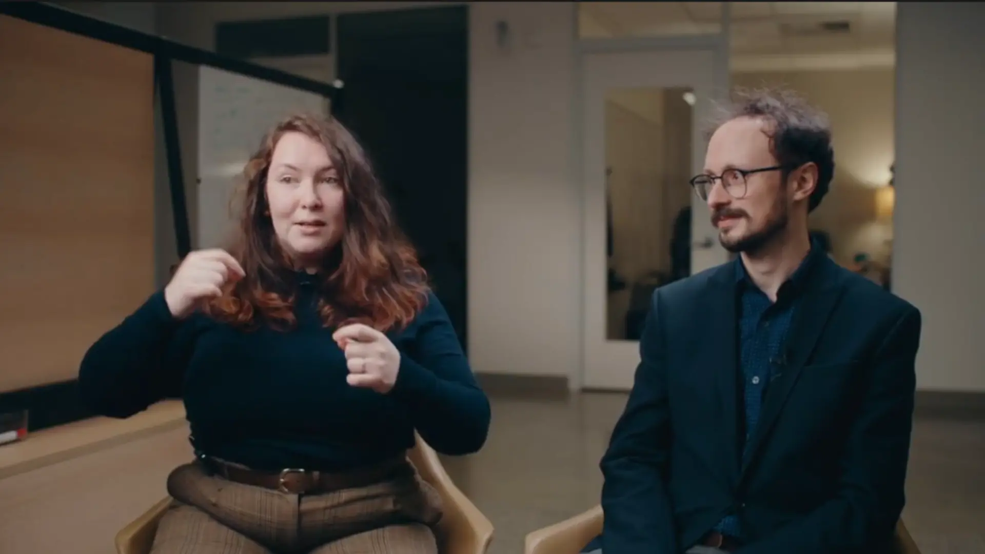 Les cofondateurs de Cognate Labs s'adressent à la caméra